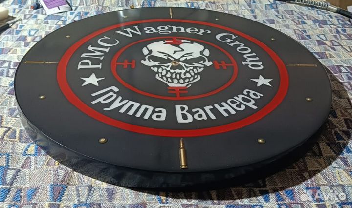 Эмблема под часы