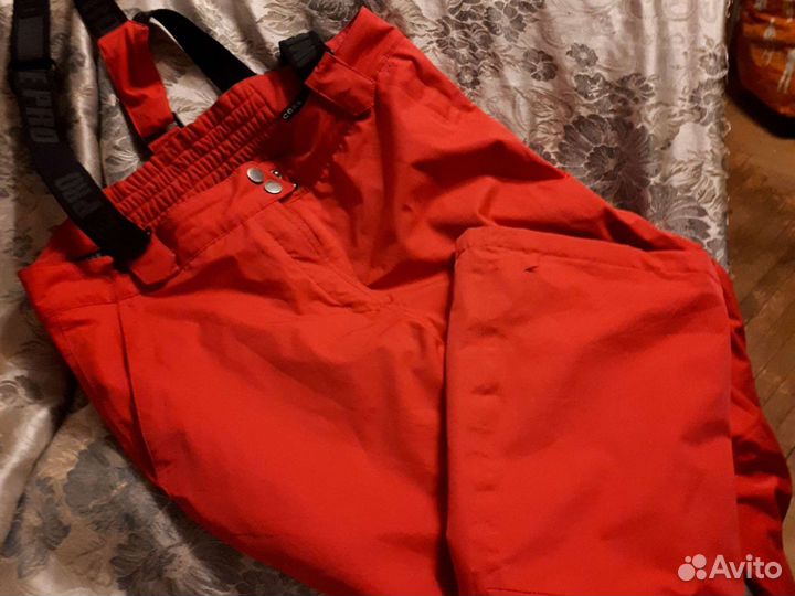 Пуховик и лыжные штаны, одежда большого размера