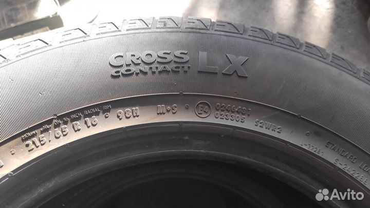 Continental CrossContact LX25 215/65 R16
