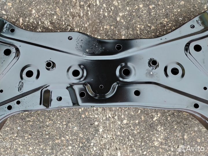 Подрамник передний Mitsubishi lancer 10 (MN100292)