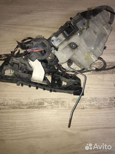 Замок двери задний правый Mercedes S-Class W221