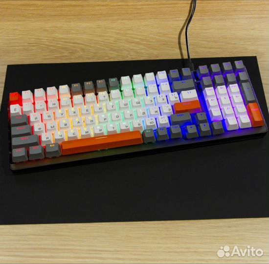 Продам игровую клавиатуру