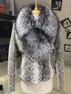 Куртка из кожи питона утепленная мехом чернобурки