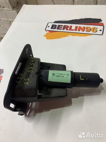 Форсунка омывателя фар левая Bmw X5 E70 N55B30