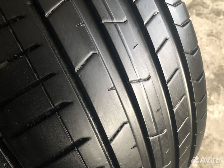 Pirelli P Zero PZ4 255/40 R21