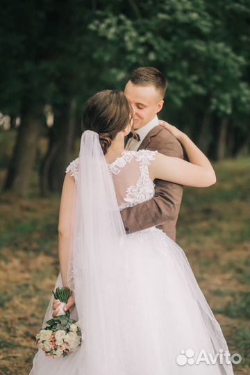 Свадебное платье