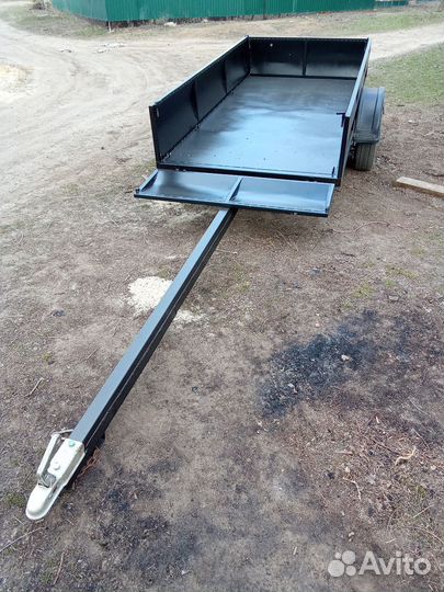 Прицеп на легковой автомобиль