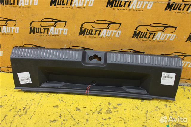 Обшивка багажника Volkswagen Polo 5 седан