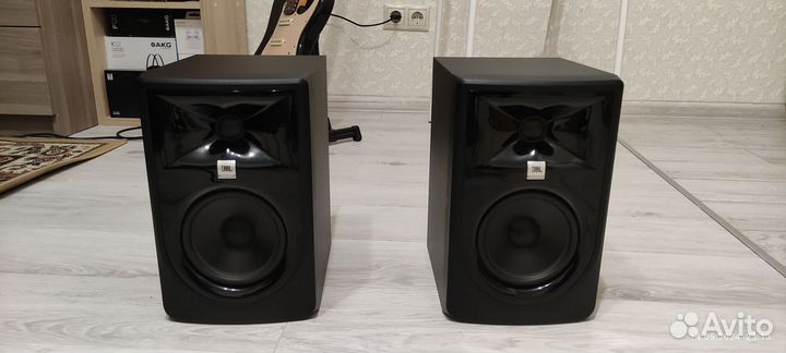 Студийные мониторы jbl 305p mkii