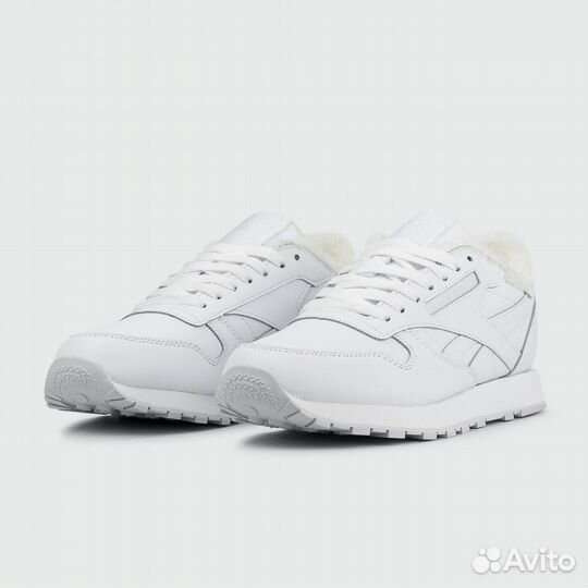 Reebok Classic Leather Fur Triple White