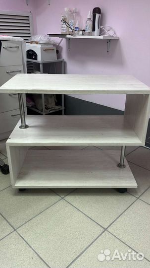 Журнальный столик на колесах бу