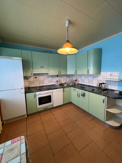 4-к. квартира, 92,2 м², 2/2 эт.