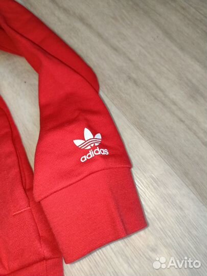 Новое худи adidas р. 140