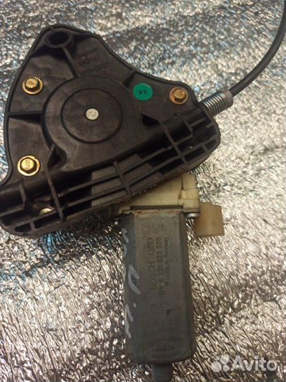 Механизм стеклоподъемника передний правый Renault