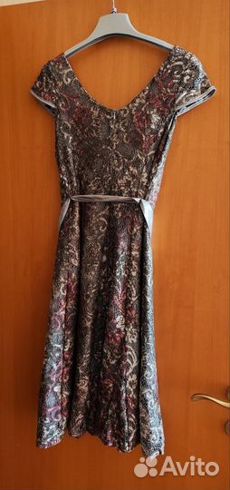 Вечернее платье