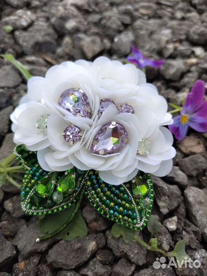 Брошь Гартензия