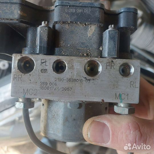 Блок абс priora