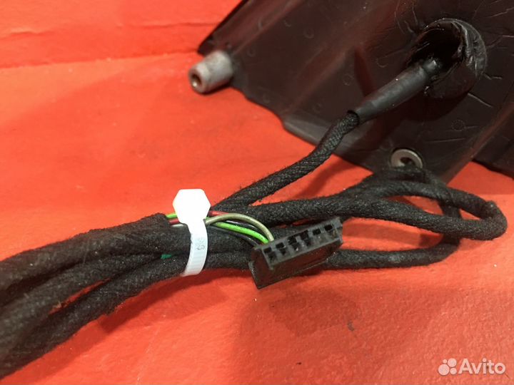 Зеркало заднего вида правое Bmw X3 E83 SUV M54B25