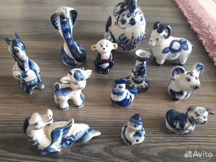 Фигурки Гжель
