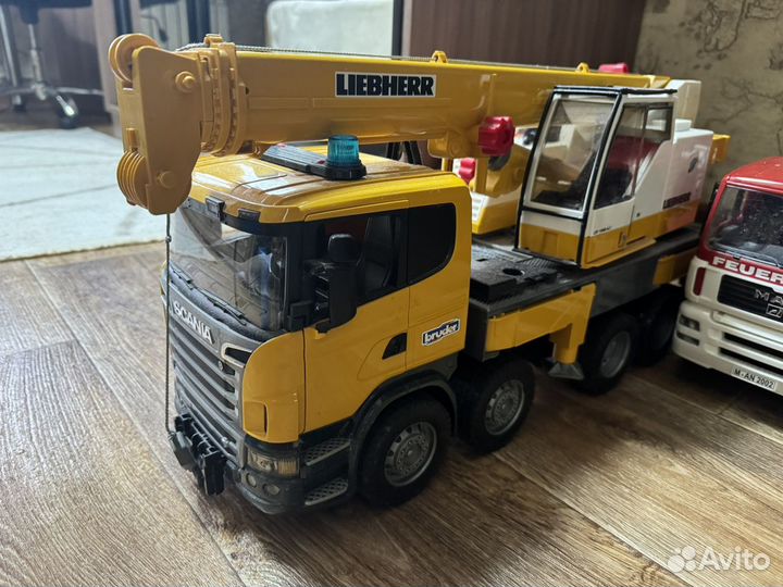 Детские машинки Bruder