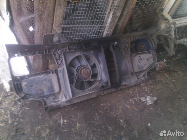 Запчасти Пежо 405