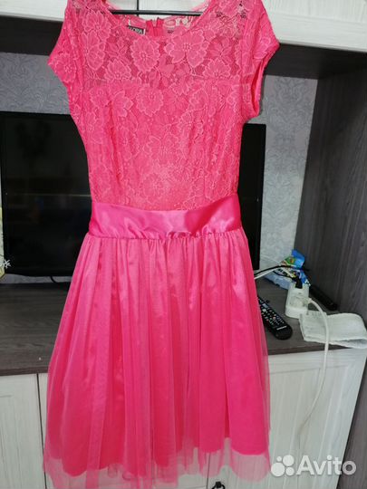 Нарядное платье 42