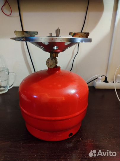 Газовый балон с горелкой