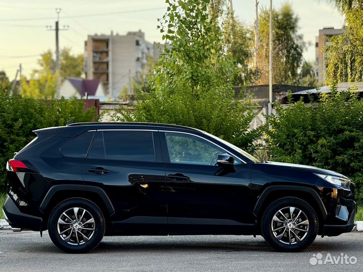 Toyota RAV4 2.5 AT, 2019, 100 625 км