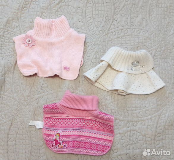 Шапки и манишки(для девочки и мальчика)