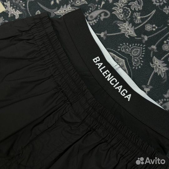 Шорты Balenciaga