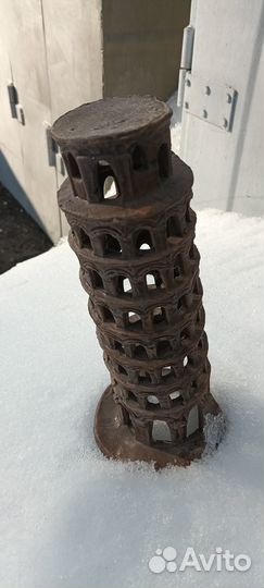 Керамическая башня в аквариум