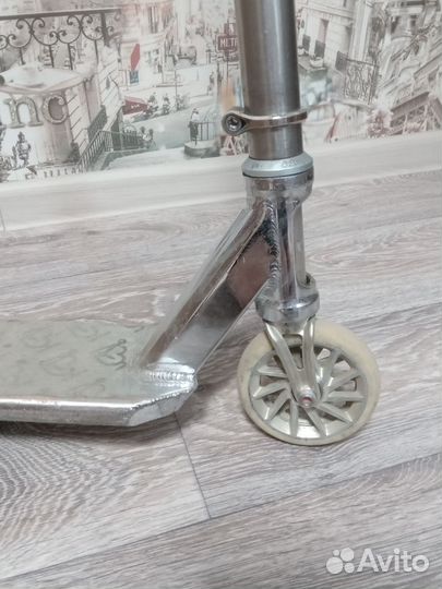 Трюковой самокат кастом парк