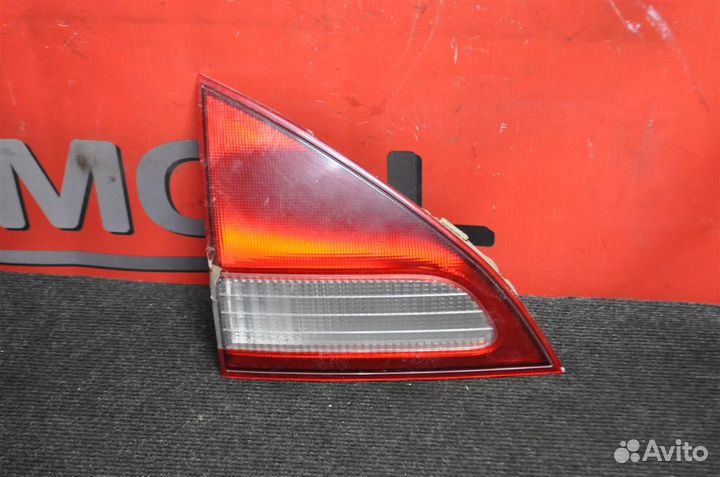 Фонарь задний левый nissan wingroad WFY11