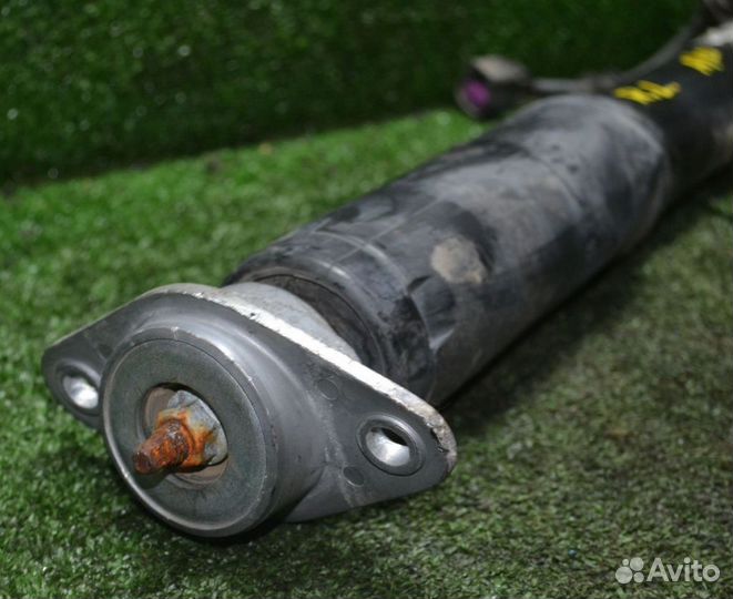 Амортизатор задний Cadillac SRX II