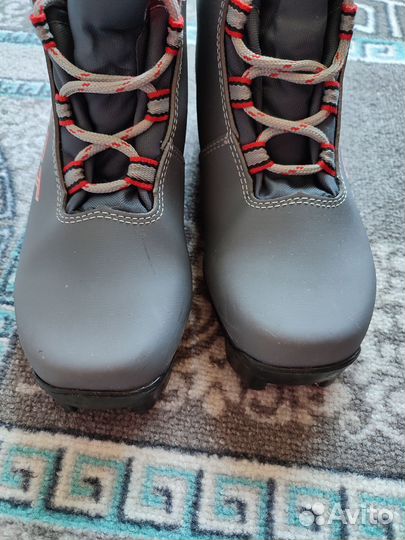 Лыжные ботинки 34 размер