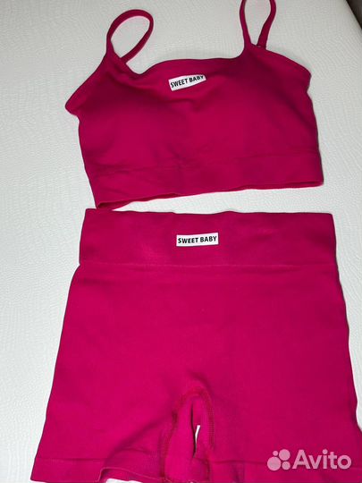 Спортивные топ+шорты