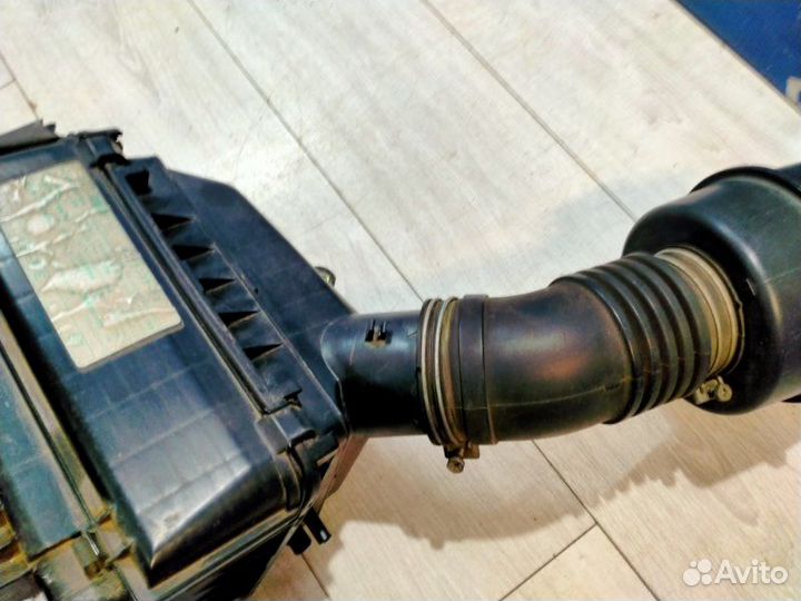 Корпус воздушного фильтра Toyota Mark Ii GX90 1GFE