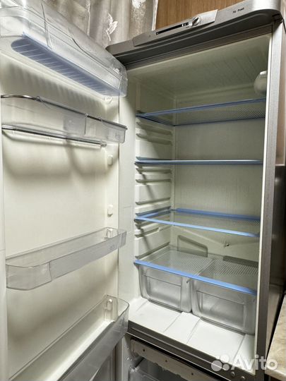 Холодильник бу indesit
