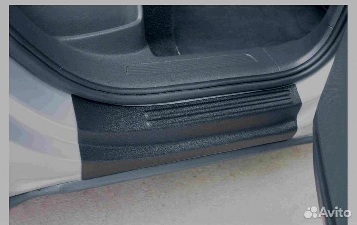 Накладки на пороги volkswagen tiguan 2