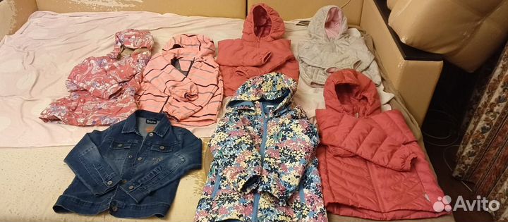 Курточки для девочек 110-122