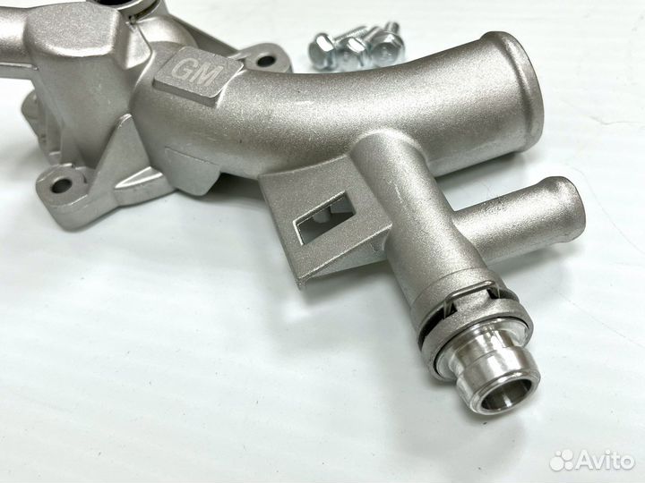 Корпус термостата Astra J 1.4t тройник