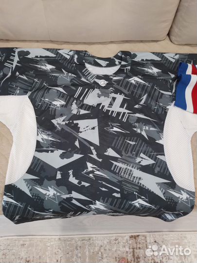 Хоккейный свитер