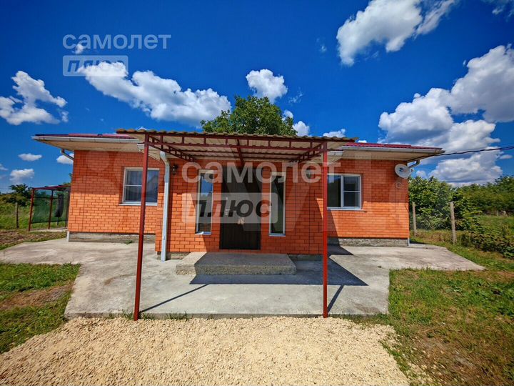 Дом 86 м² на участке 15,4 сот.