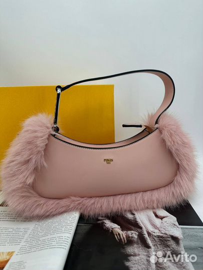 Женская сумка Fendi