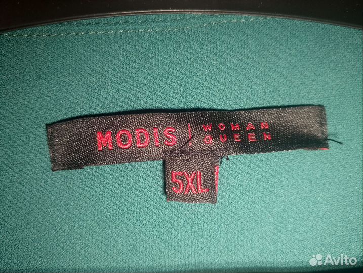 Продам платье - рубашку изумрудного цвета