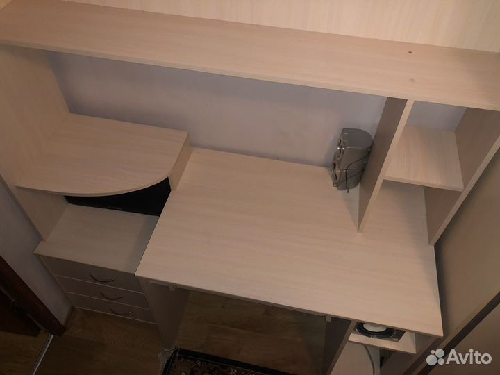 Письменный стол(Компьютерный)