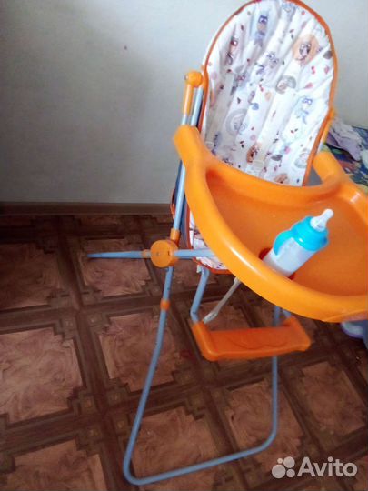 Стульчик для кормления