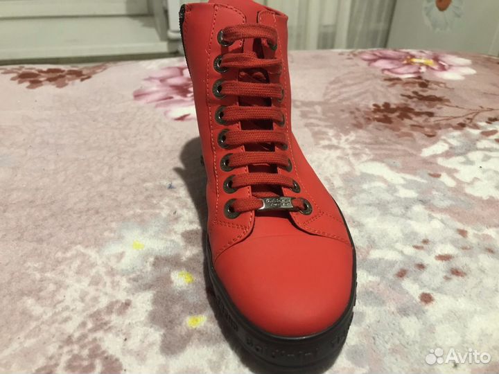 Ботинки женские