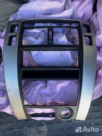 Рамка магнитола tucson 2008