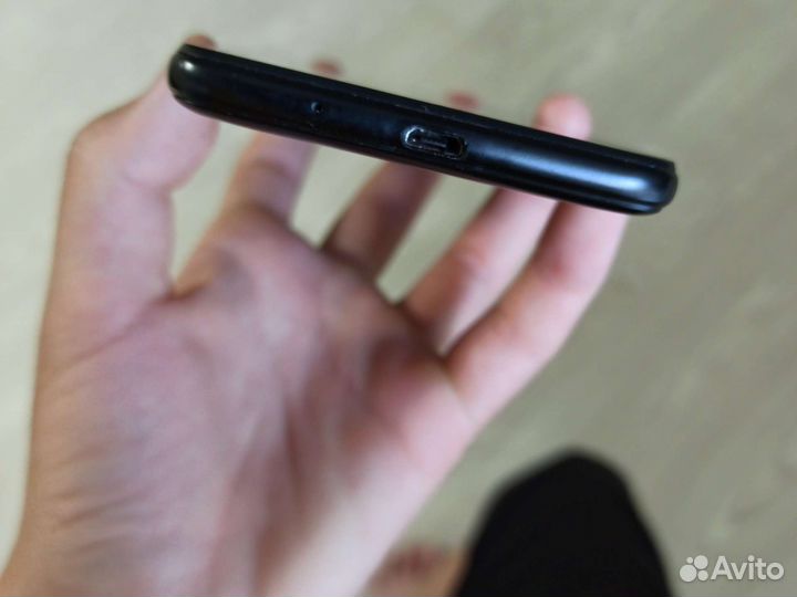 Honor 7S